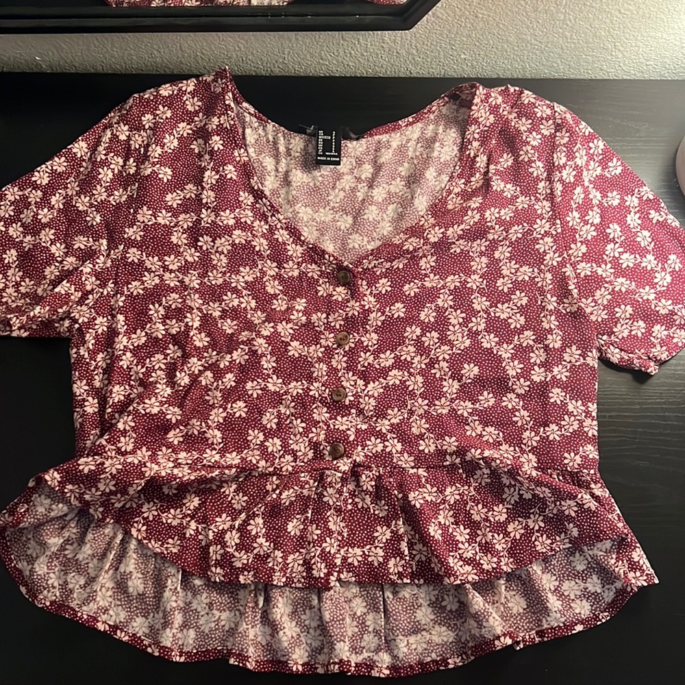 Forever 21 floral blouse